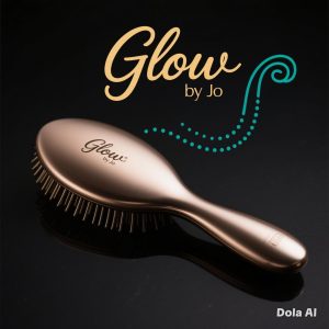 Large detangle brush